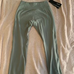 YOUNGLA W268 ELEVATE LEGGING